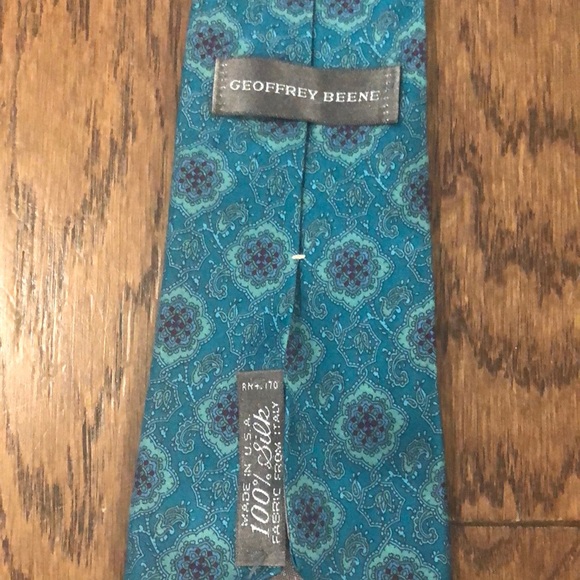 Four Fun Ties - Picture 5 of 9